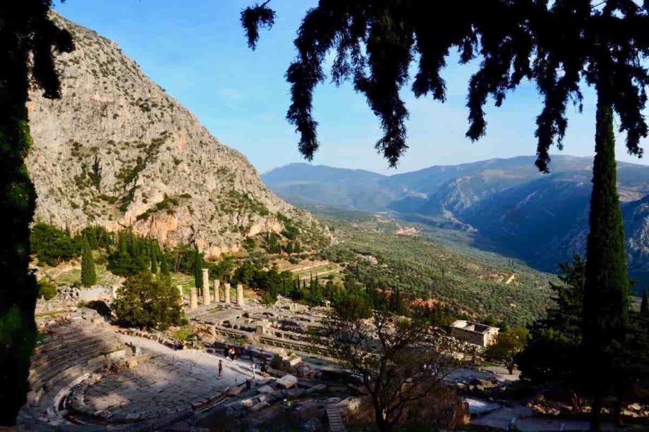 Delphi tour, Private Tours Greece, private tours Greek islands